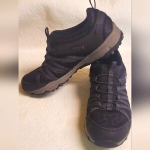 Skechers  Women "Seager Hickers"  Black and Gray Athletic Shoes Sz 8